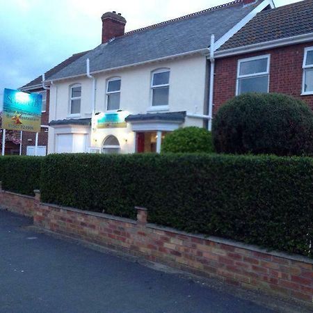 Seashells Beach Hotel Sutton-on-Sea Exterior photo